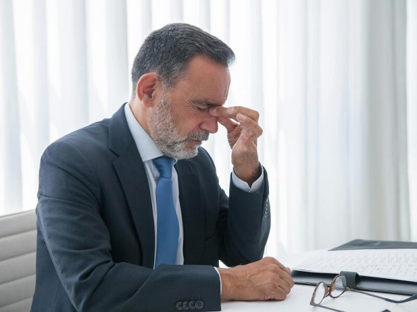 Stres kot sprozilec luskavice